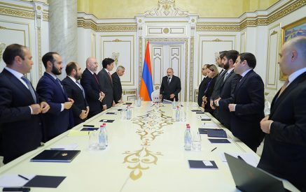 Փաշինյանի գլխավորությամբ քննարկվել են հանրային կազմակերպությունների գնումների կարգավորումներին վերաբերող հարցեր