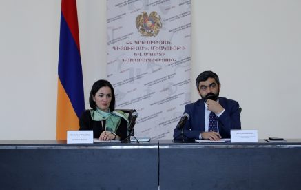 «Օրենքն ամբողջովին վերանայվել է». «Բարձրագույն կրթության և գիտության» մասին օրենքի նախագիծը՝ ԿԳՄՍ նախարարին կից հասարակական խորհրդի նիստի օրակարգում