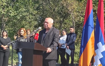 «Մենք բոլորս անպայման պիտի վերադառնանք Արցախ ու տեր կանգնենք մեր հայրենի հողին. դա երազանք չէ, նպատակ է». Միքայել Հաջիյան