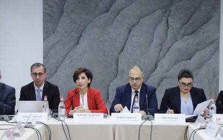 Վլադիմիր Վարդանյանն իրականացրել է Միջազգային քրեական դատարանի կանոնադրության դրույթների ներպետական իմպլեմենտացիային առնչվող օրենսդրական կարգավորումերի ամփոփ վերլուծություն
