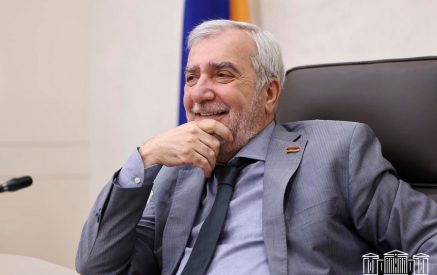 «Լուրերն, իհարկե, պատահական չեն, ինձ միամիտ մարդու տե՞ղ եք դրել»․ Անդրանիկ Քոչարյանը՝ իր պաշտոնանկության մասին լուրերի առիթով