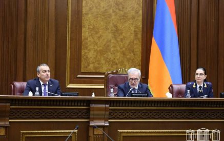 «Դատախազությունը մտադի՞ր է ապաքաղաքականացնել Քր․ օր․-ի մի շարք հոդվածներ»․ Արծվիկ Մինասյանը՝ Աննա Վարդապետյանին