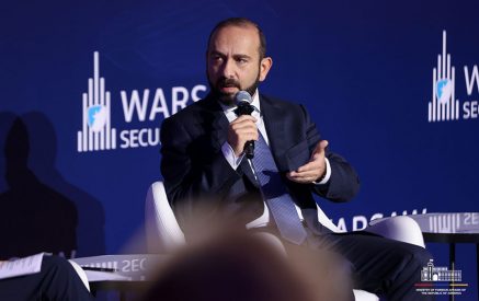 Այլևս գաղտնիք չէ, որ հայ հասարակության մեջ մեծ հիասթափություն կա Ռուսաստանի, նրա օգնության և ՌԴ հետ ունեցած դաշինքի վերաբերյալ. Արարատ Միրոզյան