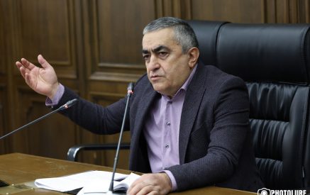 «Չի բացառվում, որ այս սահմանազատումն ի վերջո վերածվի սահմանազիջման»․ Արմեն Ռուստամյան