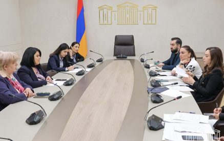 Քննարկում «Կենդանիների նկատմամբ պատասխանատու վերաբերմունքի մասին» օրենքի վերաբերյալ