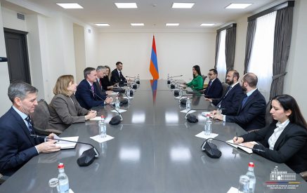 ՀՀ-ն շահագրգիռ է ռեգիոնում խաղաղության հասնելու գործում․ հանդիպել են Միրզոյանը և Բայդենի օգնականը