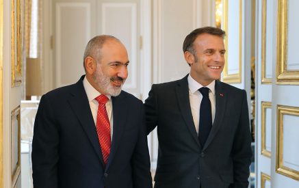 Փաշինյանը Մակրոնին տեղեկացրել է «Հայաստանի և Ադրբեջանի միջև խաղաղության և միջպետական հարաբերությունների հաստատման մասին համաձայնագրի» նախագծի տեքստի համաձայնեցման և նախագծի տեքստի համաձայնեցման շուրջ բանակցությունների ավարտի մասին