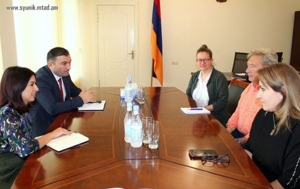 Քննարկվել են նաև ԼՂ-ից բռնի տեղահանված ու Սյունիքում հաստատված քաղաքացիներին աջակցելուն ուղղված  ծրագրերը