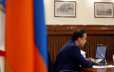 «Պատգամավորի հարգելի թեկնածուներ»․ Տիգրան Ավինյանը` «Ազգային առաջընթաց» խմբակցության ղեկավար Արամ Թորոսյանին