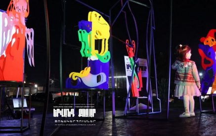 Երկու նախագիծ, որ հարյուրավոր դպրոցականների մոտեցրեց Երվանդ Քոչարի արվեստին