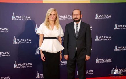 Հայաստանն առաջին անգամ արտգործնախարարի մակարդակով մասնակցում է Վարշավայի անվտանգության ֆորումին