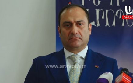 «Մեզ համար շատ կարևոր է, որ այս ստորագրությունները հավաքվեն հնարավորինս արագ»․ Արտակ Զեյնալյանը՝ Եվրաքվեի ստորագրահավաքի մասին