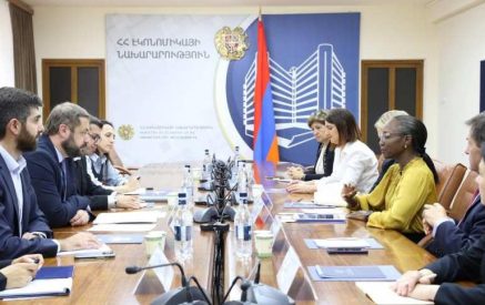 Պապոյանը և Փրայսը քննարկել են Համաշխարհային բանկի հետ իրականացվող աշխատանքները