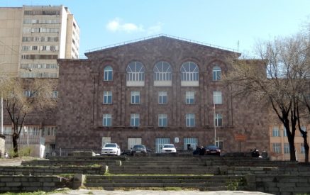 Անառակաբարո գործողություններ կատարելու մեղադրանքով ձերբակալված ուսուցիչը կալանավորվել է 