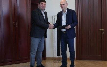 Գործարար և բարերար Միքայել Վարդանյանին շնորհվել է Մասիս համայնքի պատվավոր քաղաքացու կոչում