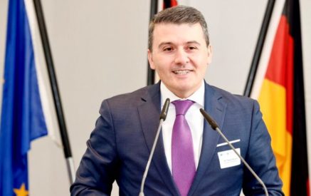 «Ավելի հայեցի, քան հայերը»․ Ադրբեջանի դեսպանն անդրադարձել է Արցախի վերաբերյալ Ալեն Սիմոնյանի հայտարարությանը