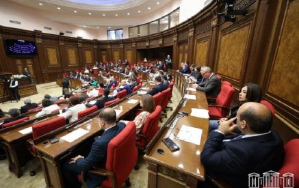 Պետական բյուջեի նախագիծը քննարկվել է, եւ պատգամավորները բարձրացրել են իրենց հուզող հարցերը