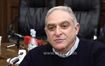 «Այս խառնիճաղանջը դուք եք ստեղծել, ազգային գաղափարախոսությունն իշխանությունների կողմից փոխվել է ապազգային գաղափարախոսության»․ Արա Պուլուզյան