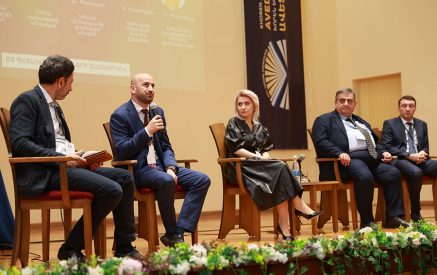 «Բոլորիս նպատակը մեկն է՝ ունենալ որակյալ կրթություն». Արաքսիա Սվաջյանը մասնակցել է ՀՀ ոչ պետական դպրոցների համաժողովին