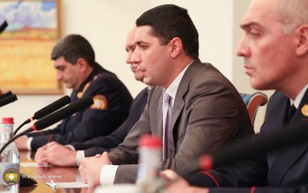 ՀՀ քննչական կոմիտեի նախագահ Արգիշտի Քյարամյանը աշխատանքային վերջին խորհրդակցությունն է անցկացրել