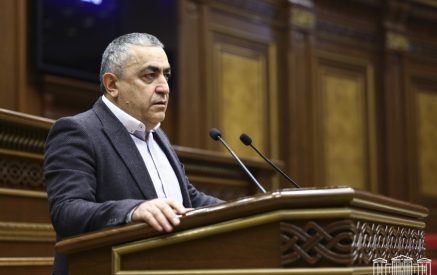 Գերիների հարցով ՀՀ-ի պաշտոնական տեսակետ հրապարակային, ամբողջական չի հնչել. Արմեն Ռուստամյան