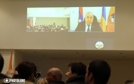 «Մենք անցնում ենք ակտիվ ժամանակաշրջան. ով ուզում է, թող միանա մեզ, ռուսն ու ամերիկացին չեն գալու Նիկոլ փոխեն»․ Արշակ Կարապետյան