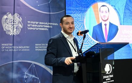 Նախարարն անդրադարձել է պետության ու մասնավոր հատվածի թվայնացման գործընթացներում ներգրավվածության կապն ամրապնդելու անհրաժեշտությանը