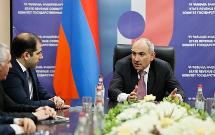 «Քաղաքական խնդիրը, որ դնում եմ պարոն Հակոբյանի առաջ՝ հետևյալն է. պոզիտիվ բովանդակությունը պետք է ճիշտ կառավարվի և այդ պոզիտիվ հարթության վրա մենք պետք է նոր մակարդակի բերենք ՊԵԿ-ի աշխատանքը». Փաշինյան