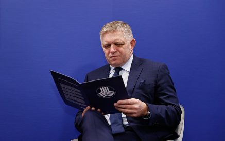Ռոբերտ Ֆիցոն Սլովակիայի աջակցությունն է հայտնել խաղաղությանն ուղղված ՀՀ կառավարության ջանքերին, «Խաղաղության խաչմերուկ» նախագծին