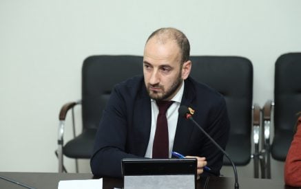 Ինչո՞ւ Ռուբեն Հայրապետյանին չներվեց հավաքականի պարտությունը, իսկ Արմեն Մելիքբեկյանին ներվում է․ Սիսակ Գաբրիելյանը շրջանցեց հարցը