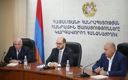 «Առաջնահերթությունները, որոնք կան, պետք է արագ լուծվեն». Արայիկ Հարությունյանը ՀԾԿՀ աշխատակազմին է ներկայացրել Մեսրոպ Մեսրոպյանին