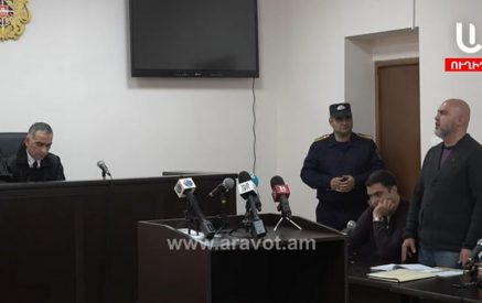 «Միջնորդում եմ՝ կիրառվելիք խափանման միջոցն այնպիսի լինի, որ չունենա քաղաքական գործունեության խոչընդոտման բնույթ»․ Արմեն Աշոտյան