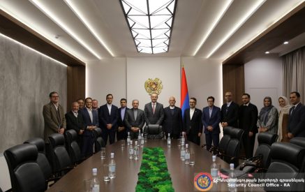 Արմեն Գրիգորյանը ողջունել է իրանական վերլուծական կենտրոնների փորձագետների այցը Հայաստան և ընդգծել տնտեսական հարաբերությունների զարգացման կարևորությունը