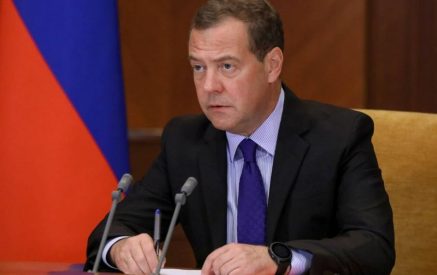 «Որպեսզի իշխանությունները կարողանան հետևել». Մեդվեդևը «միգրանտների թվային պրոֆիլներ» ստեղծելու անհրաժեշտության մասին է հայտարարել