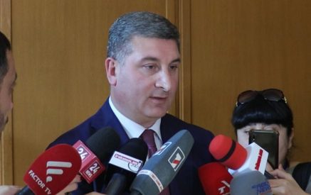 Նման կարիք չկա, չի էլ եղել․ Գնել Սանոսյանը՝ Նիկոլ Փաշինյանի մարզային այցերին «մասսովկաներ» ապահովելու առիթով