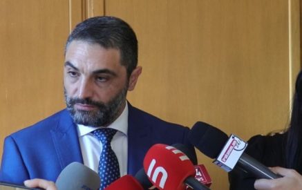 «Ես կապ չունեմ այդ գործընթացի հետ։ ՀՖՖ-ի գործերի, աշխատանքների հետ զրո կապ ունեմ». Հակոբ Սիմիդյանը պատասխանում է քննադատությանը