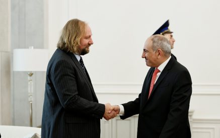 Անդրադարձ է կատարվել խաղաղության պայմանագրի շուրջ քննարկումների ընթացքին. Փաշինյանն ընդունել է Բունդեսթագի պատվիրակությանը