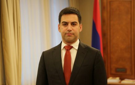 Ռուստամ Բադասյանն ազատվել է պետական եկամուտների կոմիտեի նախագահի պաշտոնից