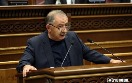 «Պարոն Սիմոնյան, ասացին՝ այսօր իմ մասին եք խոսել։ Էլ չանեք, գիտե՞ք՝ ինչու, ես ձեր մասին չեմ խոսում»․ Աղվան Վարդանյան