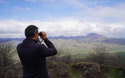 «Բացահայտ ծաղր է խաղաղության քարոզն այն պայմաններում, երբ Ադրբեջանի նախագահը հայտարարում է, որ 300,000 ադրբեջանցի արդեն դիմել է Հայաստանի վարչապետին՝ «Հայրենիք վերադառնալու» նպատակով». Արման Թաթոյան