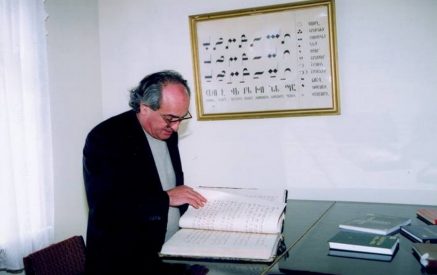 «Կոմիտասն ունեցավ լուրջ հետնորդներ, որոնց շարքը զարդարում է հանճարեղ Շարա Տալյանը, որտեղ շողշողում է նաև Հովհաննես Բադալյանի աստղը». Արզաս Ոսկանյան