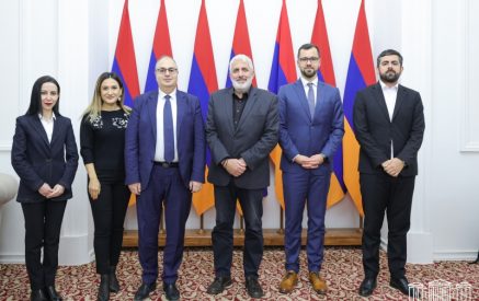 «Մենք կարեւորում ենք ՄԻԵԴ որոշումների կատարումը». Վլադիմիր Վարդանյանը` ԵԽԽՎ Կիպրոսի պատվիրակության անդամ Կոնստանտինոս Էֆսթաթիուին