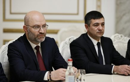 «Սարիկ Մինասյանը ՔՊ-ի որդեգրած ճանապարհից, մեր քաղաքականությունից, մեր գաղափարախոսությունից հեռու մարդ չէր»․ Դավիթ Առուշանյանը՝ պնդում է՝ գյումրեցիներին հնարավոր չէ խաբել