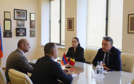 Զարեհ Սինանյանը, շնորհավորելով դեսպանին, կարևորել է Հայաստանում Բելգիայի դեսպանության բացումը