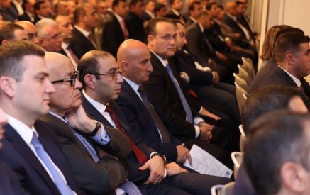 Համայնքների ղեկավարները և մարզպետներն այլևս դրամական օգնություն չեն կարող տրամադրել. «Հետք»