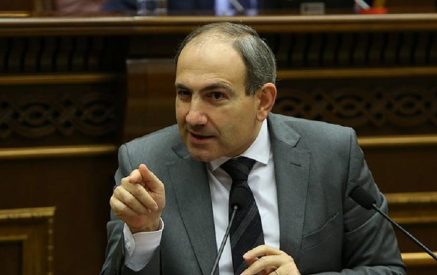 Ձեր Փաշինյանը չէ՞ր, որ ժամանակին ՀԱԿ-ի ցուցակով պատգամավոր դարձավ, հետո սկսեց «խաղեր տալ», հետո հայտարարեց, որ էլ ոչ մի ՀԱԿ խմբակցություն. «ՉԻ»