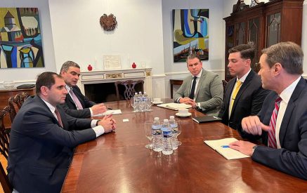 Քննարկվում է ՀՀ զինված ուժերի նոր համազգեստի մշակման շրջանակում համագործակցությանն առնչվող հարցեր