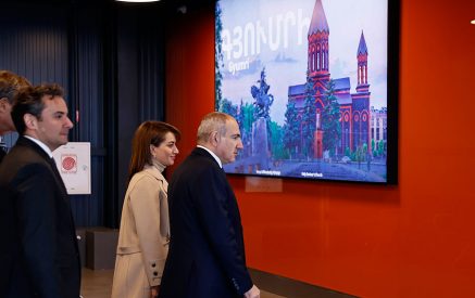 Նիկոլ Փաշինյանը այցելել է Գյումրու «Շիրակ» օդանավակայան, շրջայց է կատարել օդանավակայանի մեկնման նորակառույց սրահում