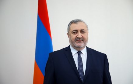 Բելառուսում Հայաստանի դեսպան Ռազմիկ Խումարյանը Հայաստան հետ կանչվելուց հետո Մինսկ չի վերադարձել