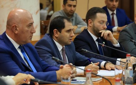 Սուրեն Պապիկյանը հանդիպել է ԶԼՄ ներկայացուցիչների հետ